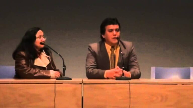 Asociaciones de Teatro en Legan&eacute;s: Un Panorama Cultural